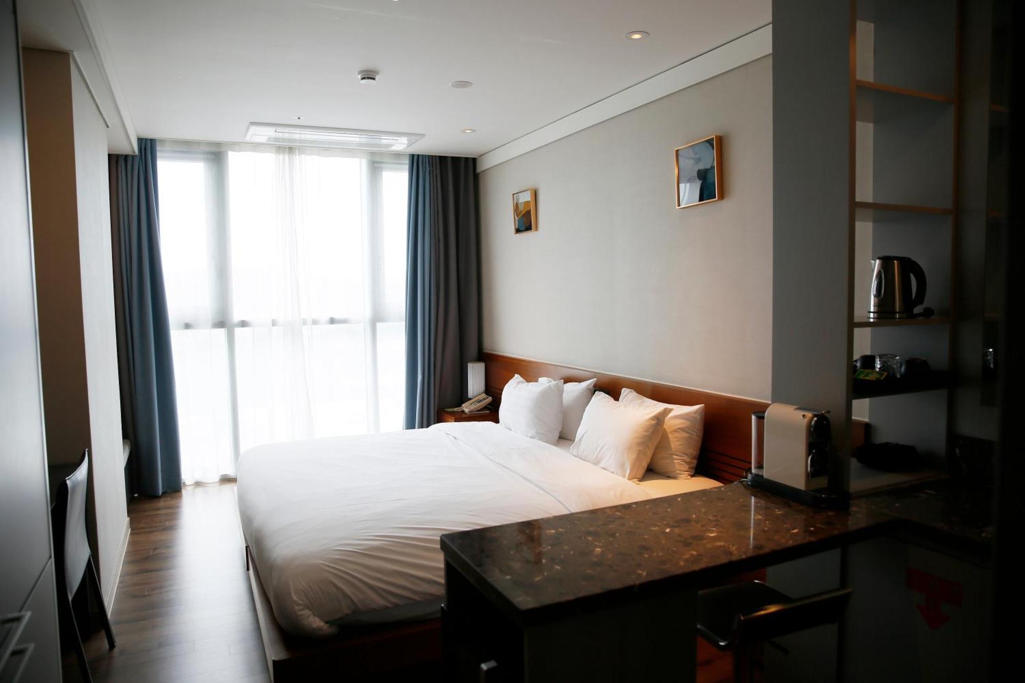Hotel J One Cheongju